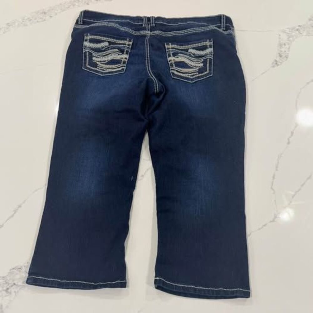 Maurices capri jeans 13/14 19” waist 9.5” rise 22” inseam C7699